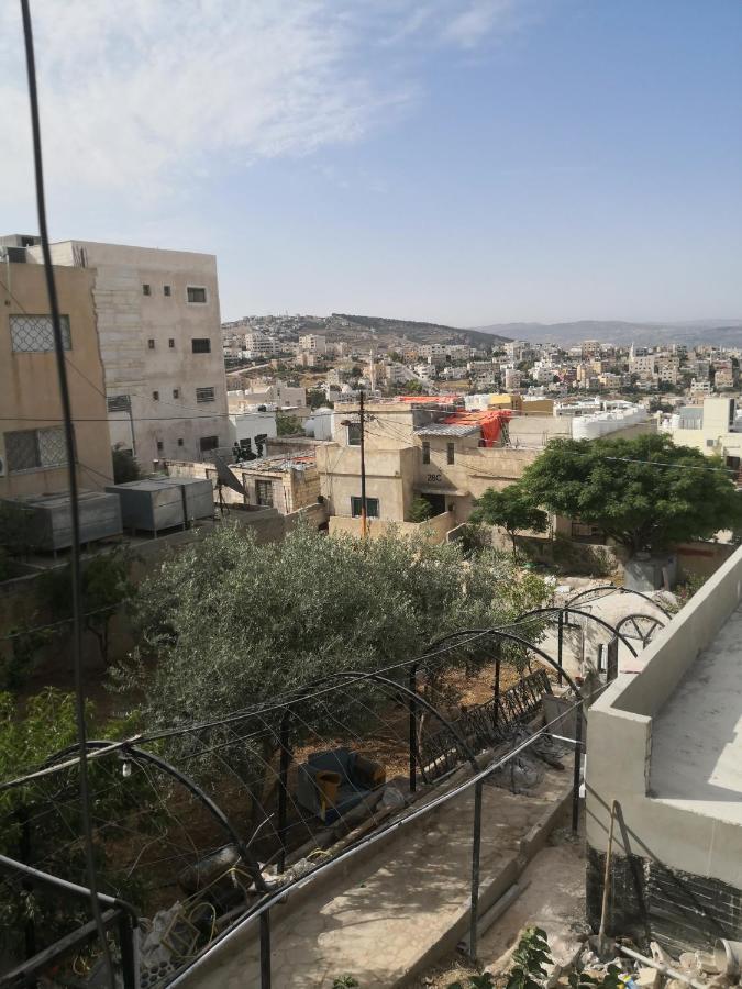 White Tulips Apartment الزنبقة البيضاء Dzseras Kültér fotó