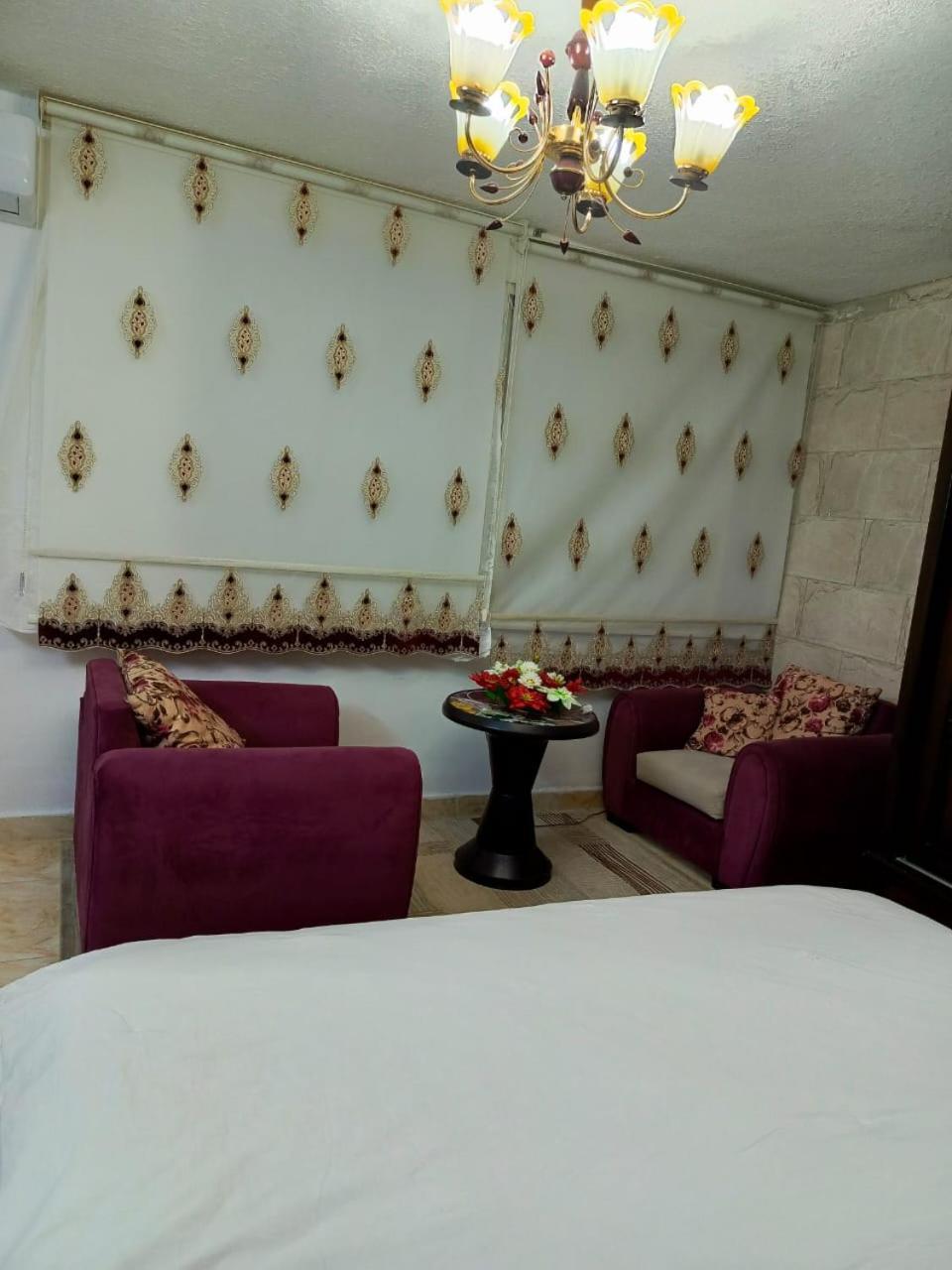 White Tulips Apartment الزنبقة البيضاء Dzseras Kültér fotó