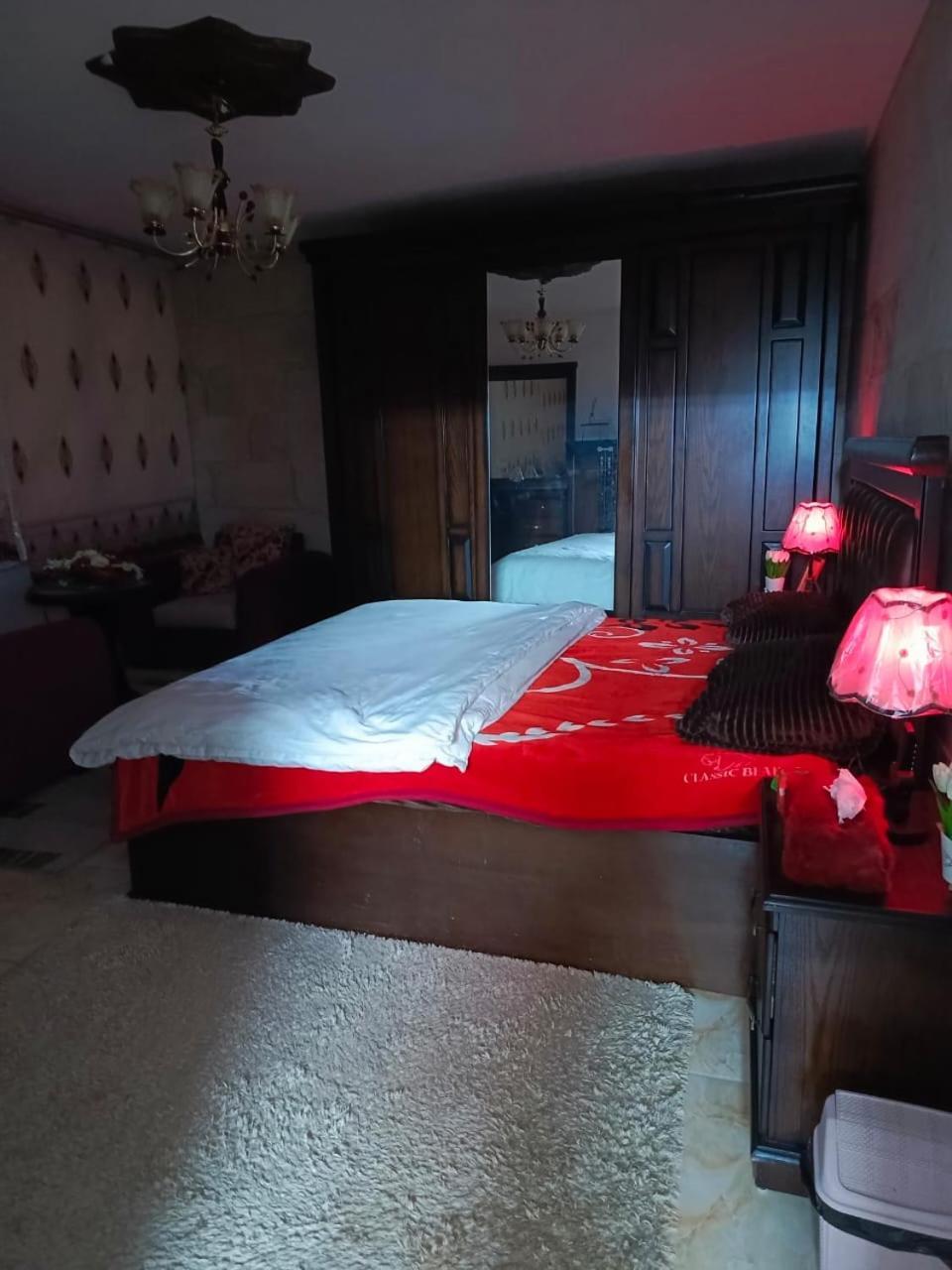 White Tulips Apartment الزنبقة البيضاء Dzseras Kültér fotó